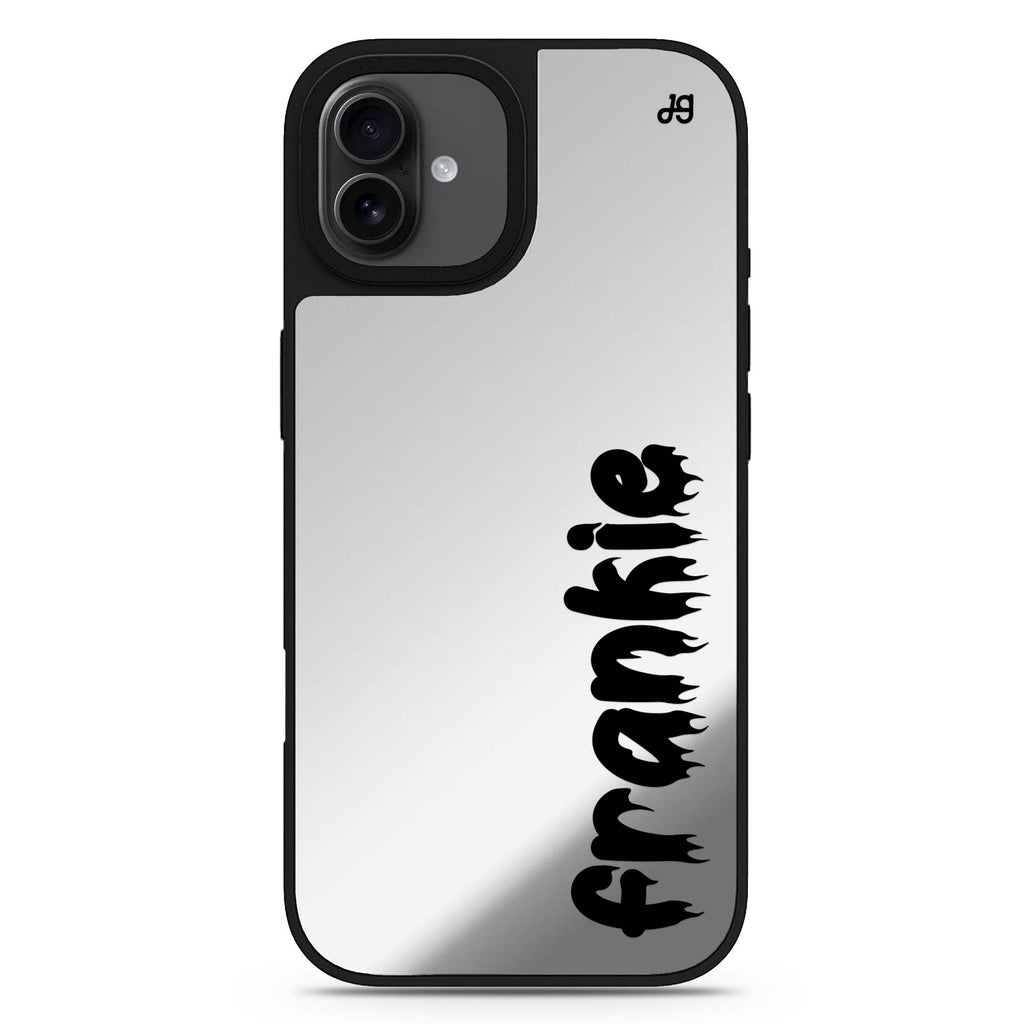 Haunted Name Glow iPhone 17 個人化名字鏡面手機殼 主圖設計